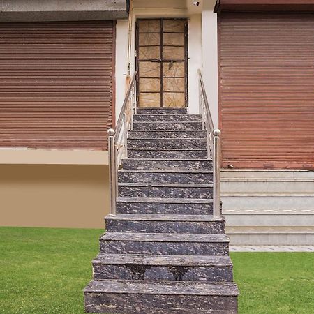 Super Oyo Hotel O Sky Wings Ajmer Bagian luar foto
